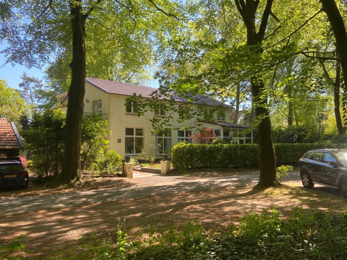 B&B In De Aap Gelogeerd 阿帕多恩 外观 照片